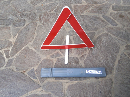 Triangolo emergenza auto - triangolo,